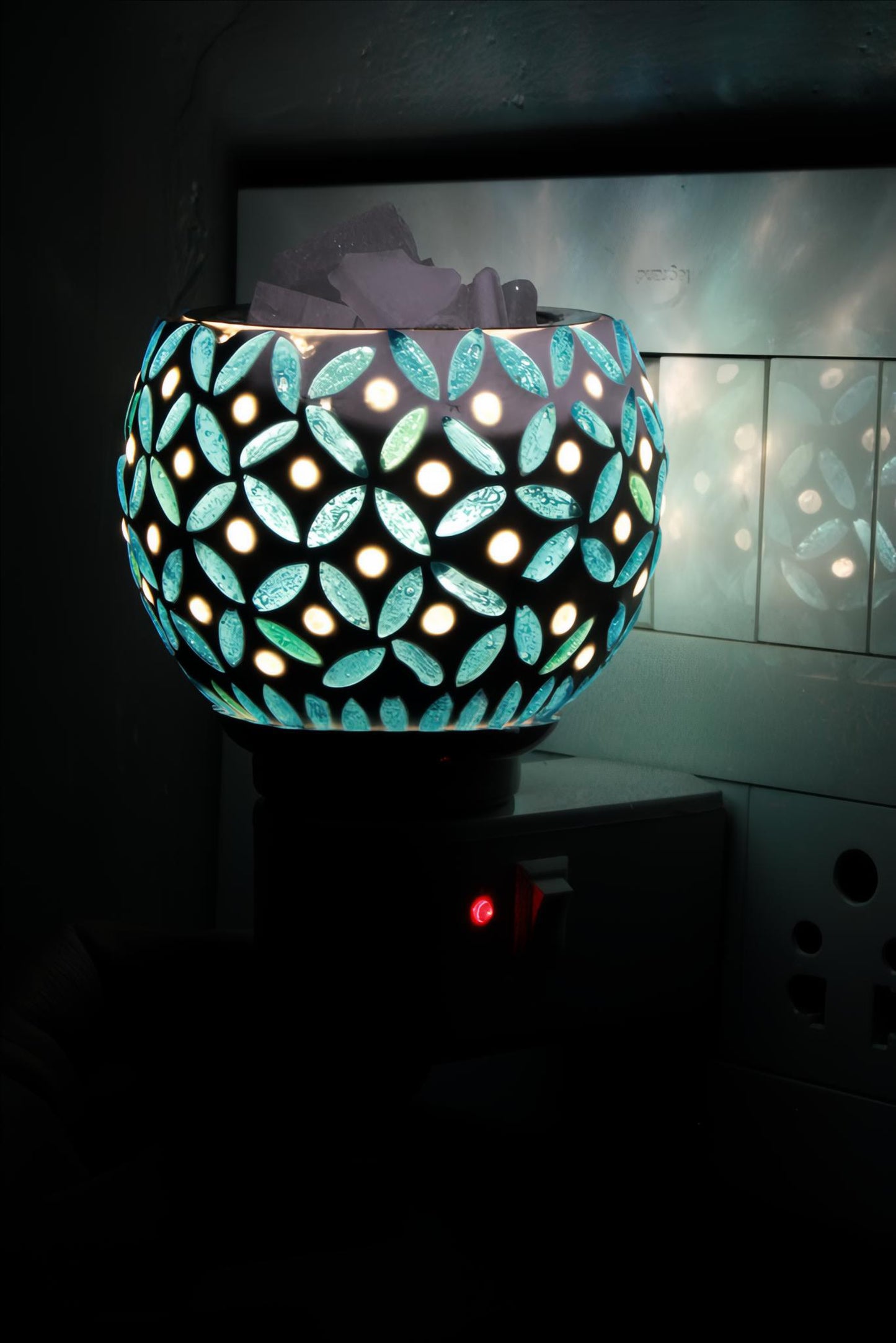 Divine Camphor Diffuser with Natural Bheemseni (Pacha Karpooram) | Teal Leaf Print